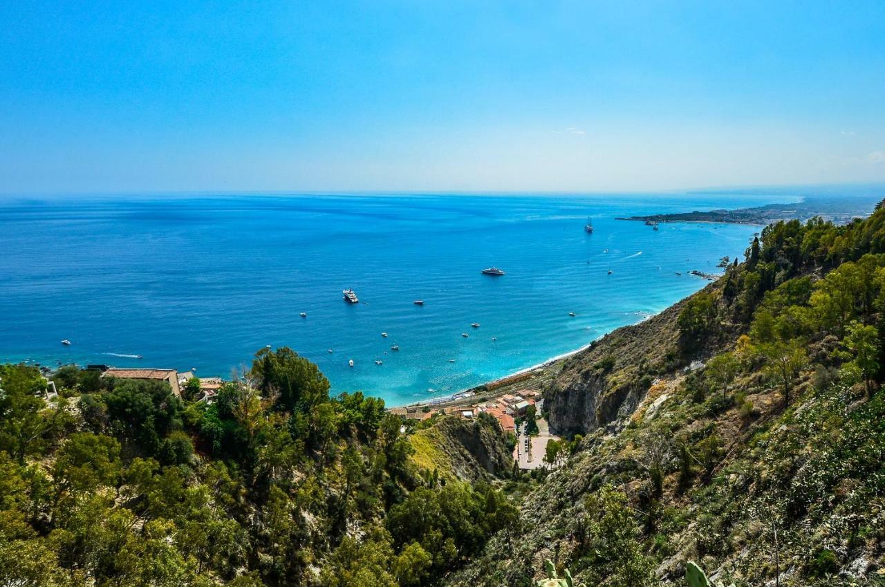 Casa Vacanze Thea Giardini-Naxos Extérieur photo