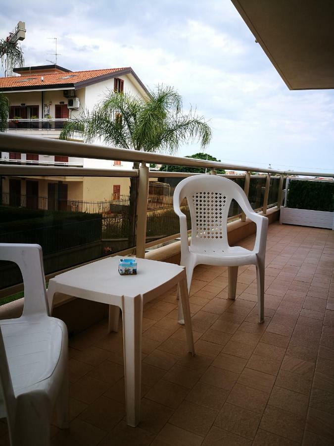 Casa Vacanze Thea Giardini-Naxos Extérieur photo